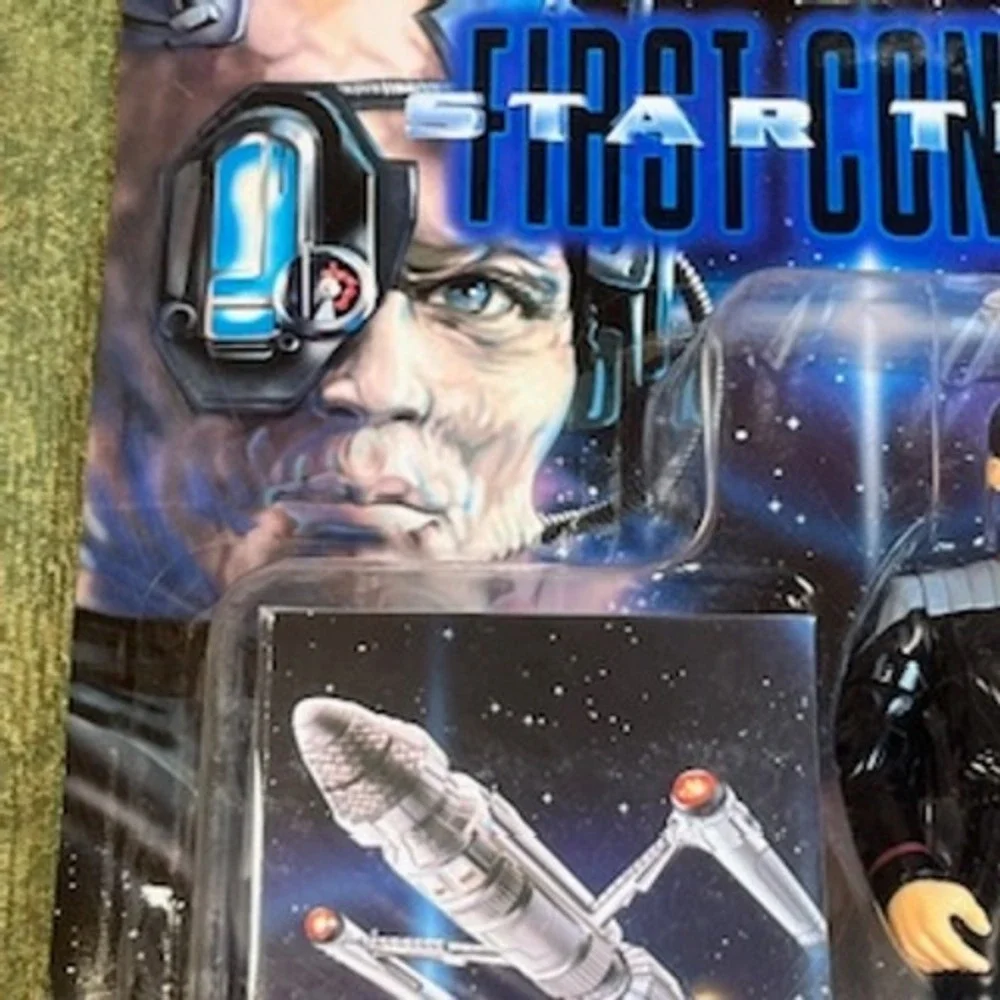 Star Trek First Contact William T Riker Playmates Figure‎ 16102 1996 NEW